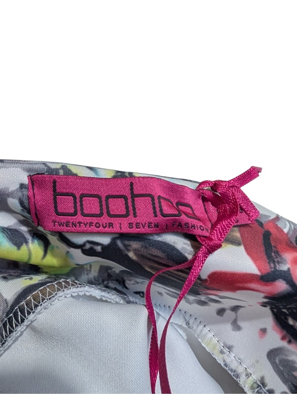 Boohoo Floral Bodycon Midi Dress Cutout Back UK 10 / US 6 - Picture 7 of 11